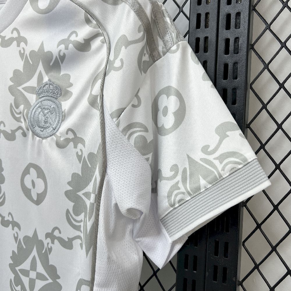 25-26 Real Madrid Louis Vuitton Edition Jersey - MAXIGOLDEN