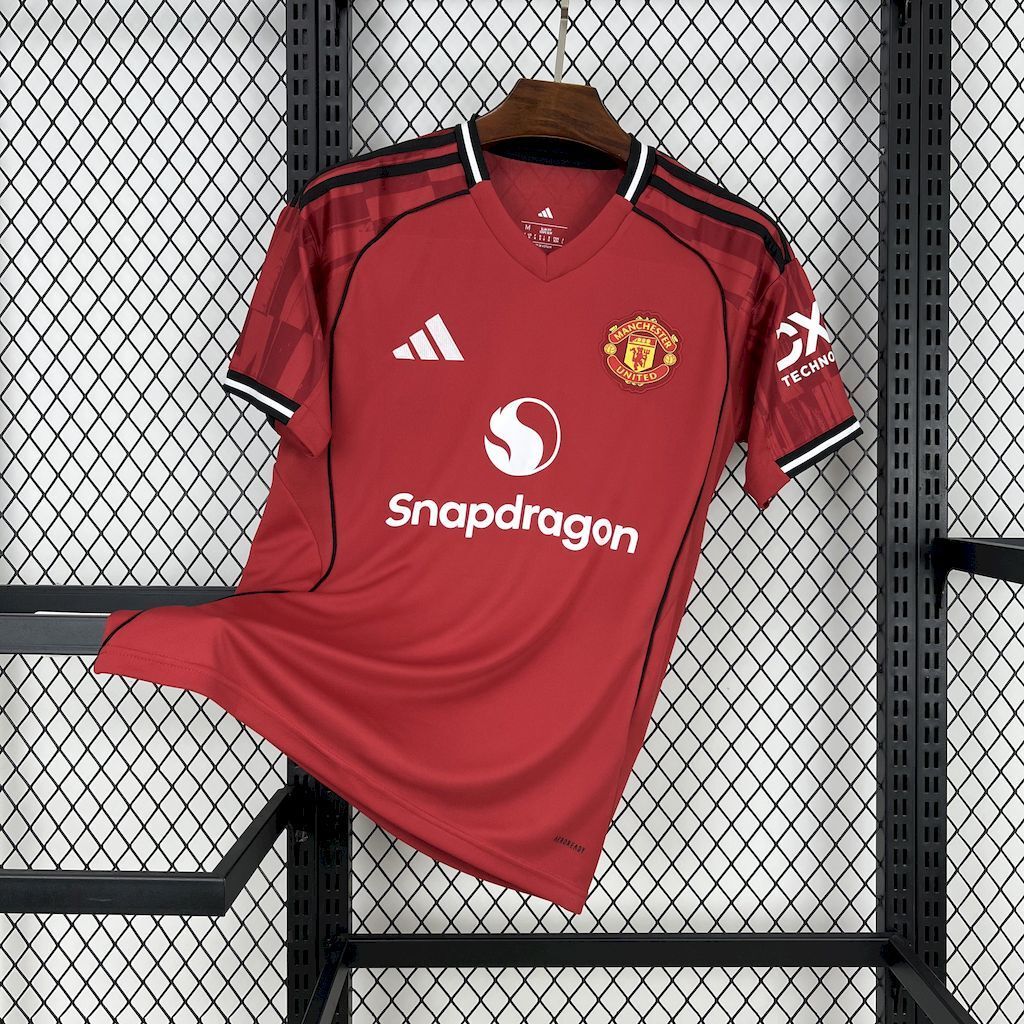 25-26 Manchester United Home - MAXIGOLDEN