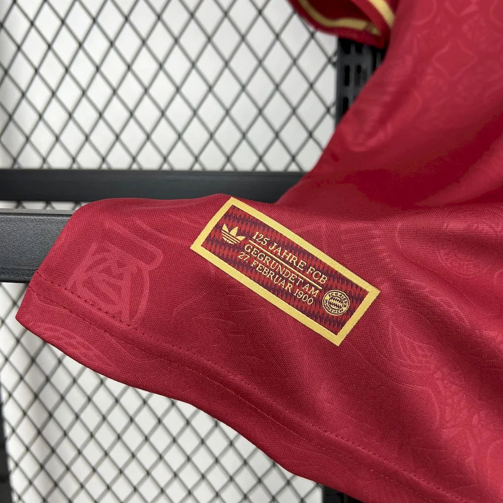 125 Anniversary Bayern Munich - MAXIGOLDEN