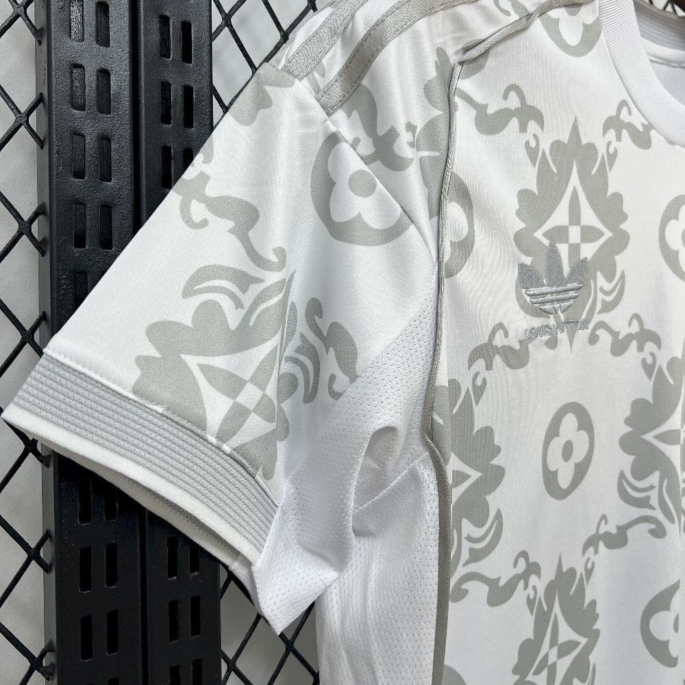 25-26 Real Madrid Louis Vuitton Edition Jersey - MAXIGOLDEN