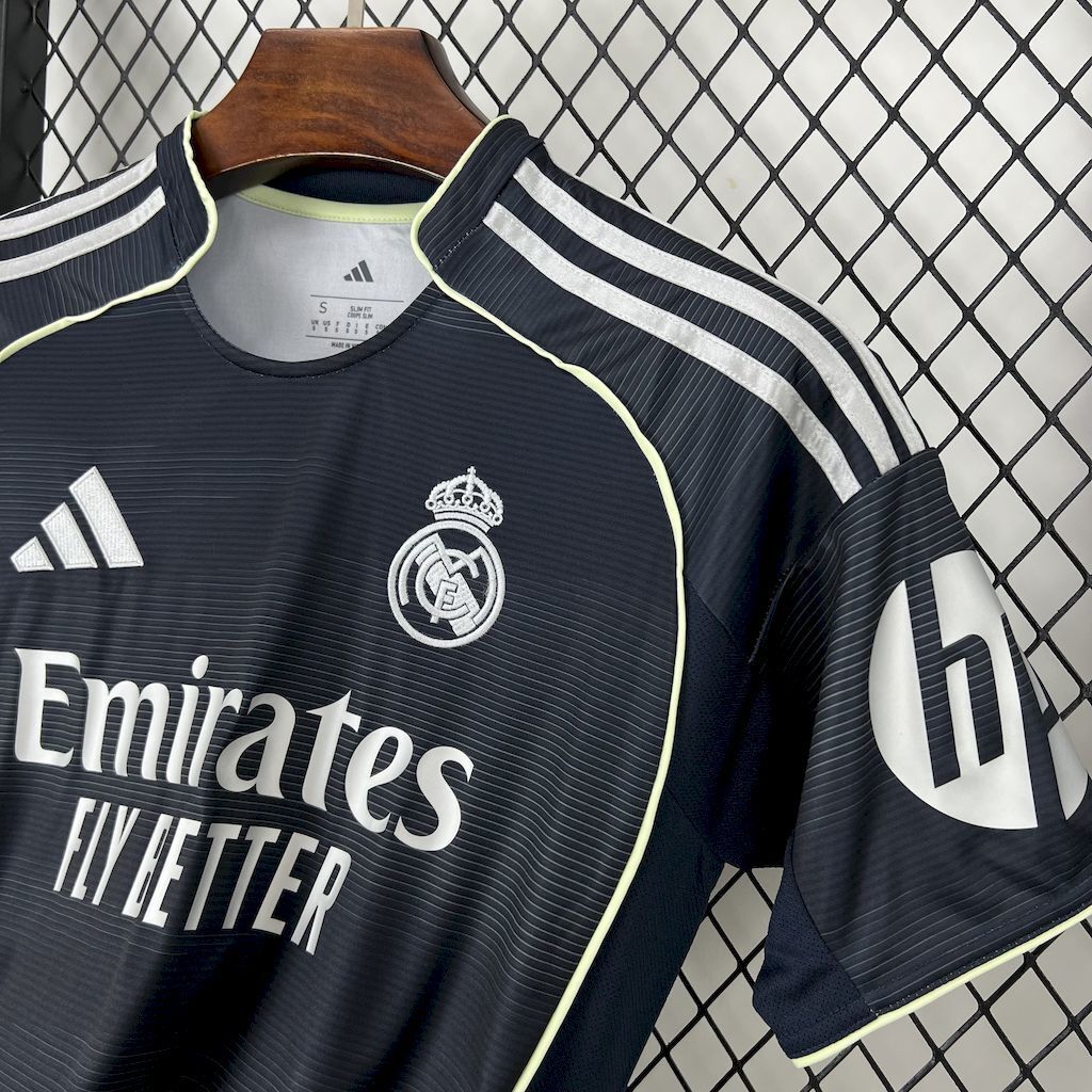 25-26 Real Madrid Away - MAXIGOLDEN