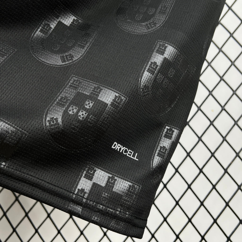 25-26 Portugal Special Edition Eusébio - MAXIGOLDEN