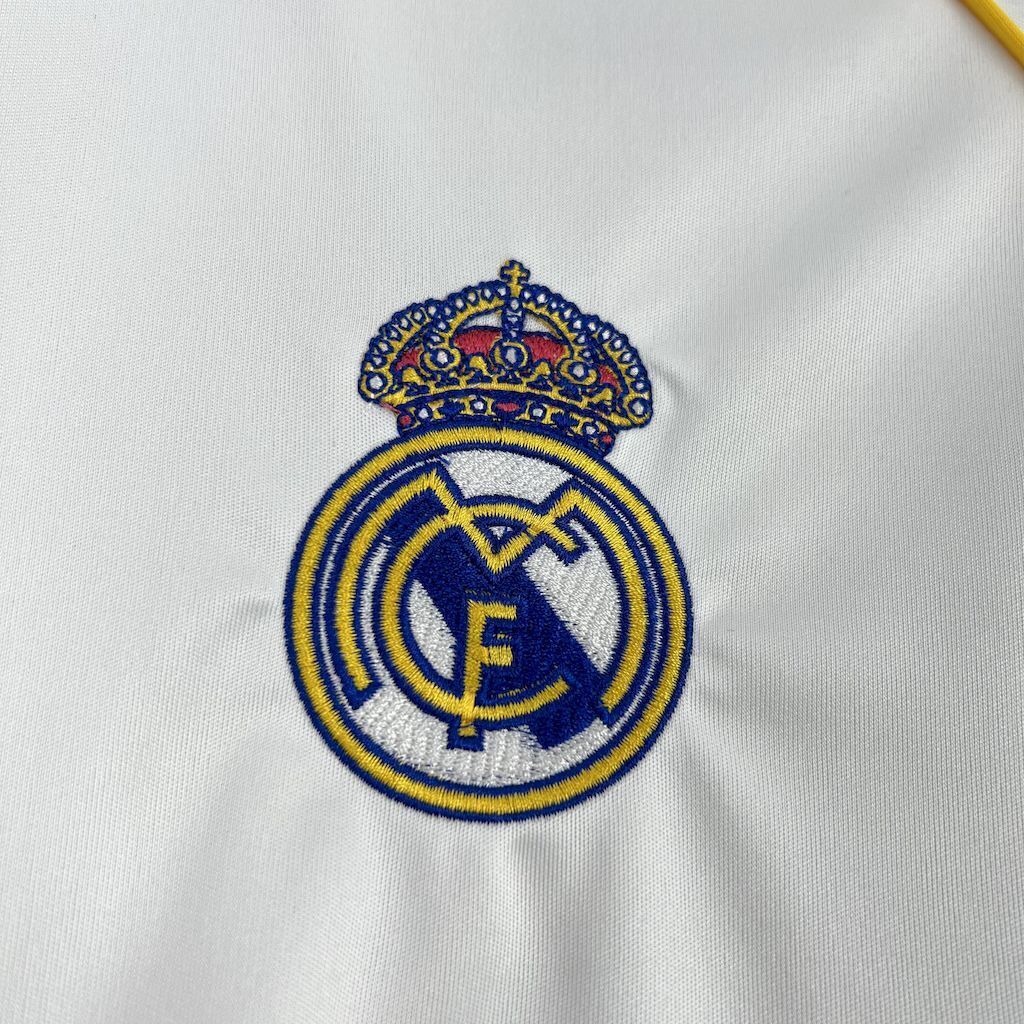 25-26 Real Madrid Home - MAXIGOLDEN