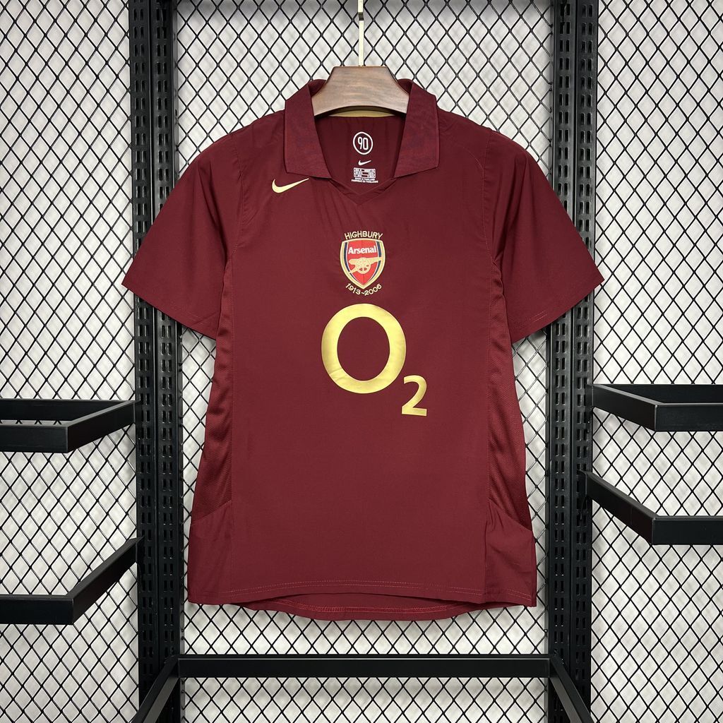 05-06 Arsenal Home Retro - MAXIGOLDEN