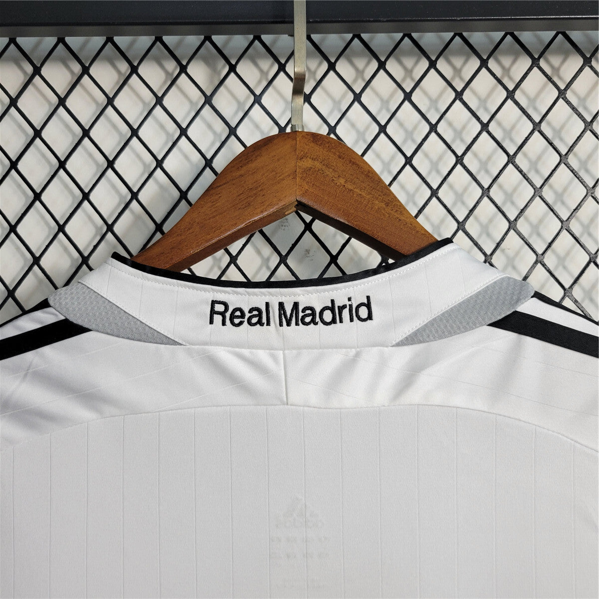 06-07 Real Madrid Home Retro