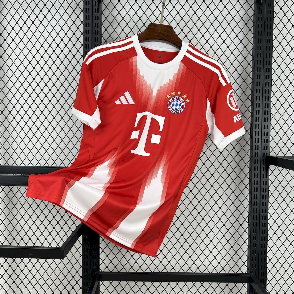 25-26 Bayern Munich Home - MAXIGOLDEN