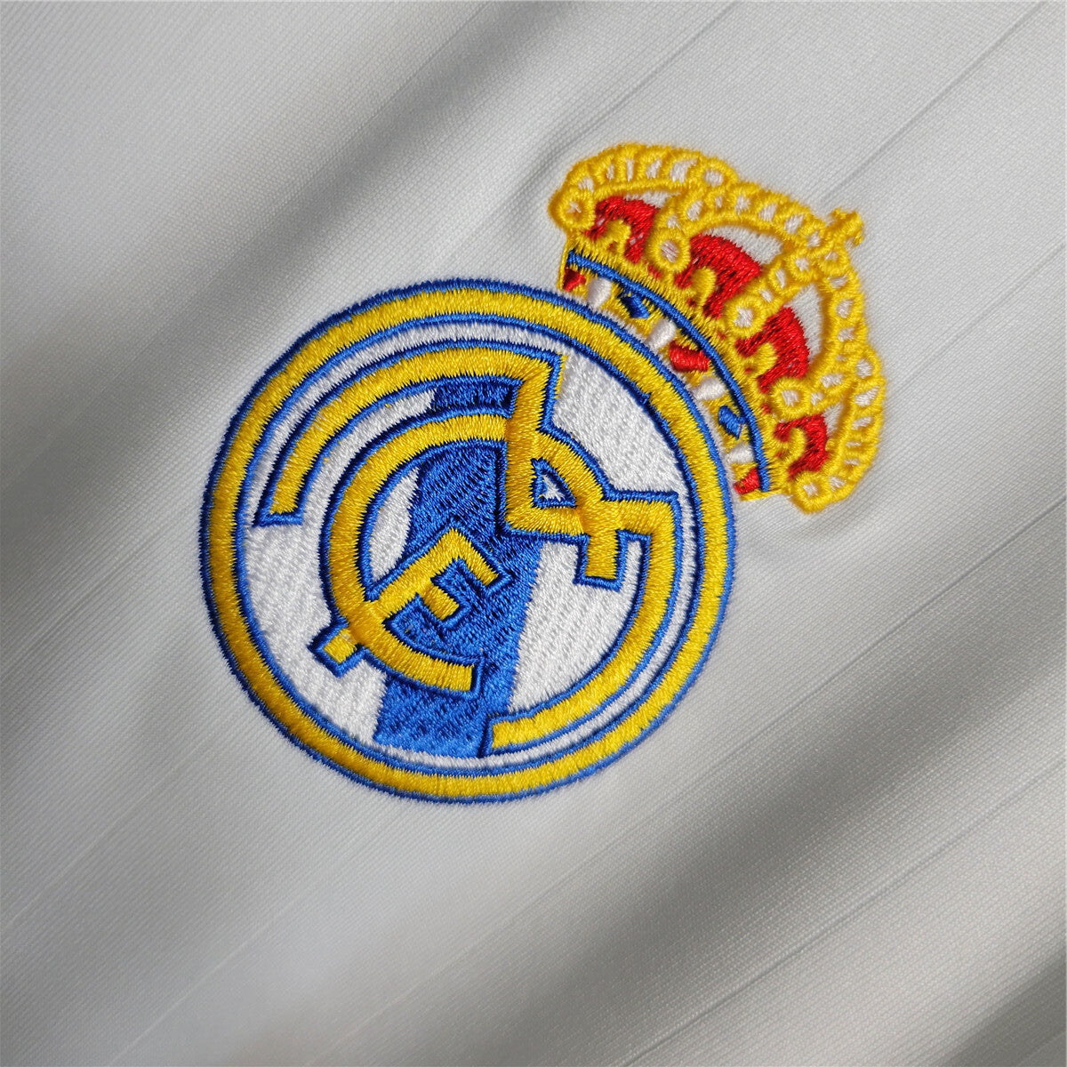 06-07 Real Madrid Home Retro