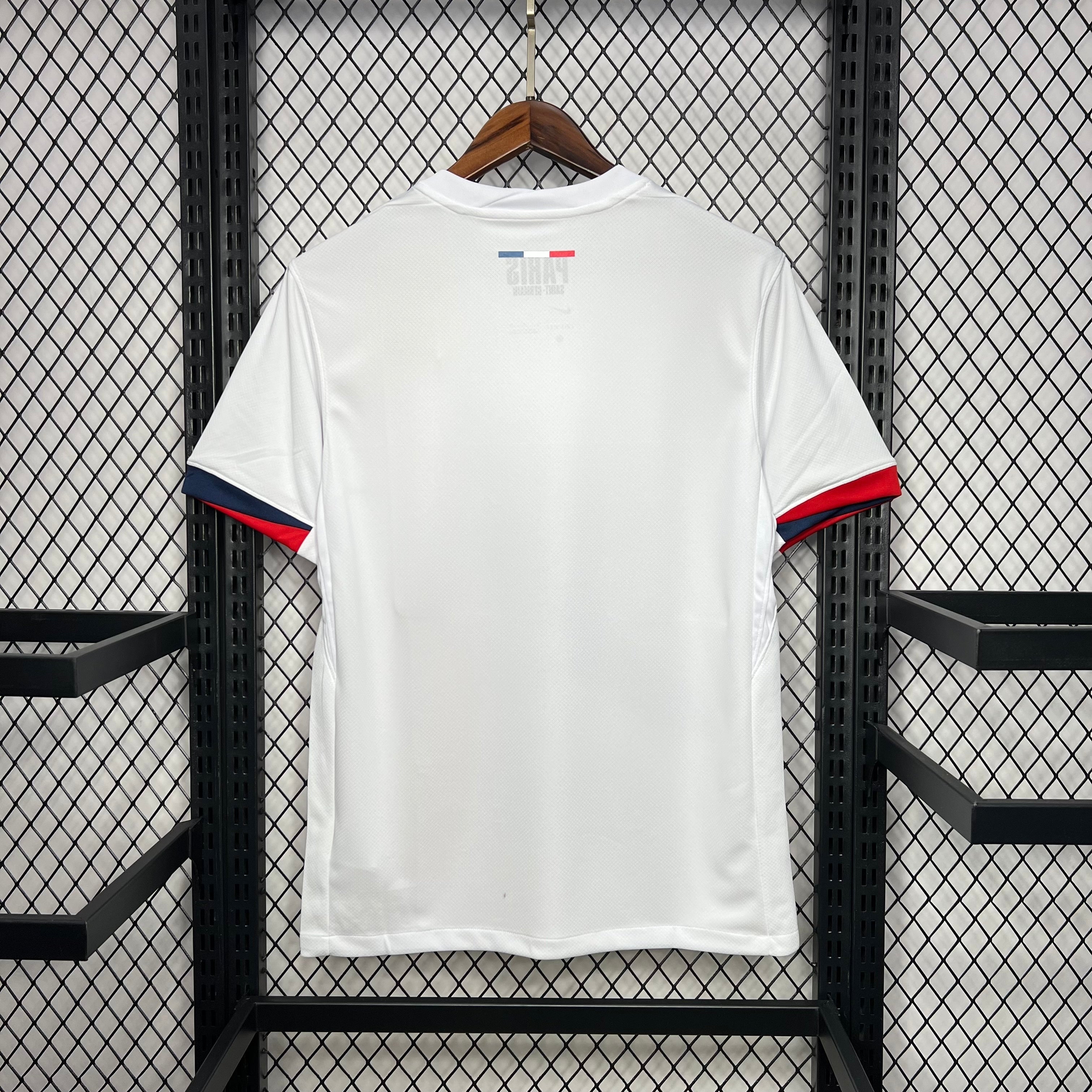 25-26 Paris Saint-Germain Away - MAXIGOLDEN