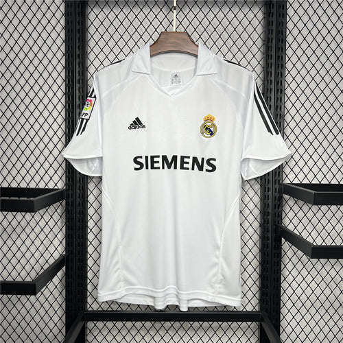 05-06 Real Madrid Home Retro - MAXIGOLDEN