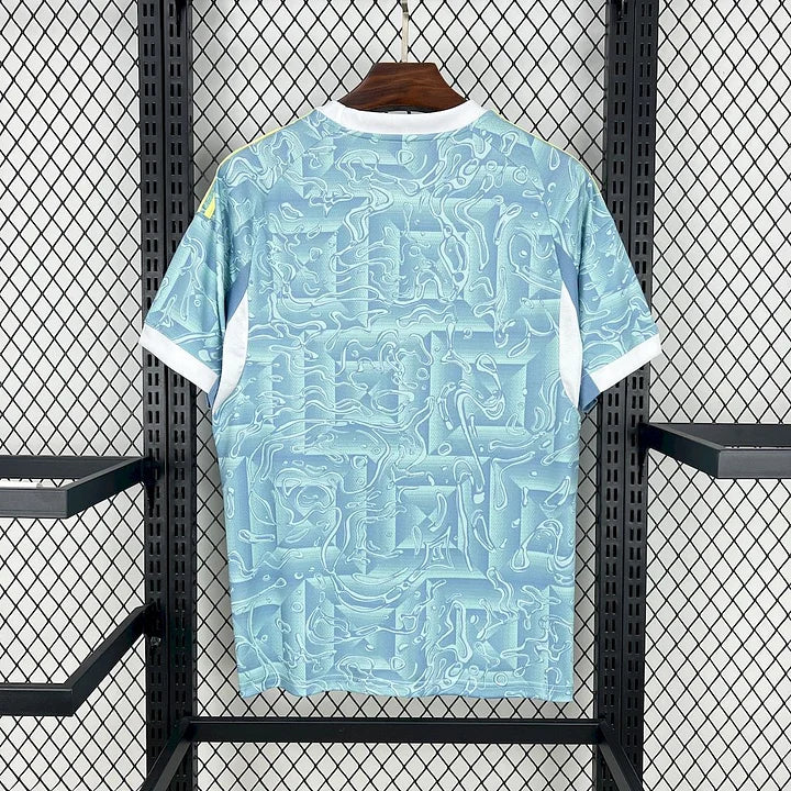 25-26 Juventus Away - MAXIGOLDEN