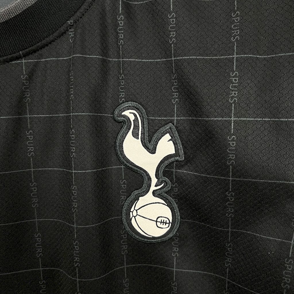 25-26 Tottenham Hotspur Away - MAXIGOLDEN