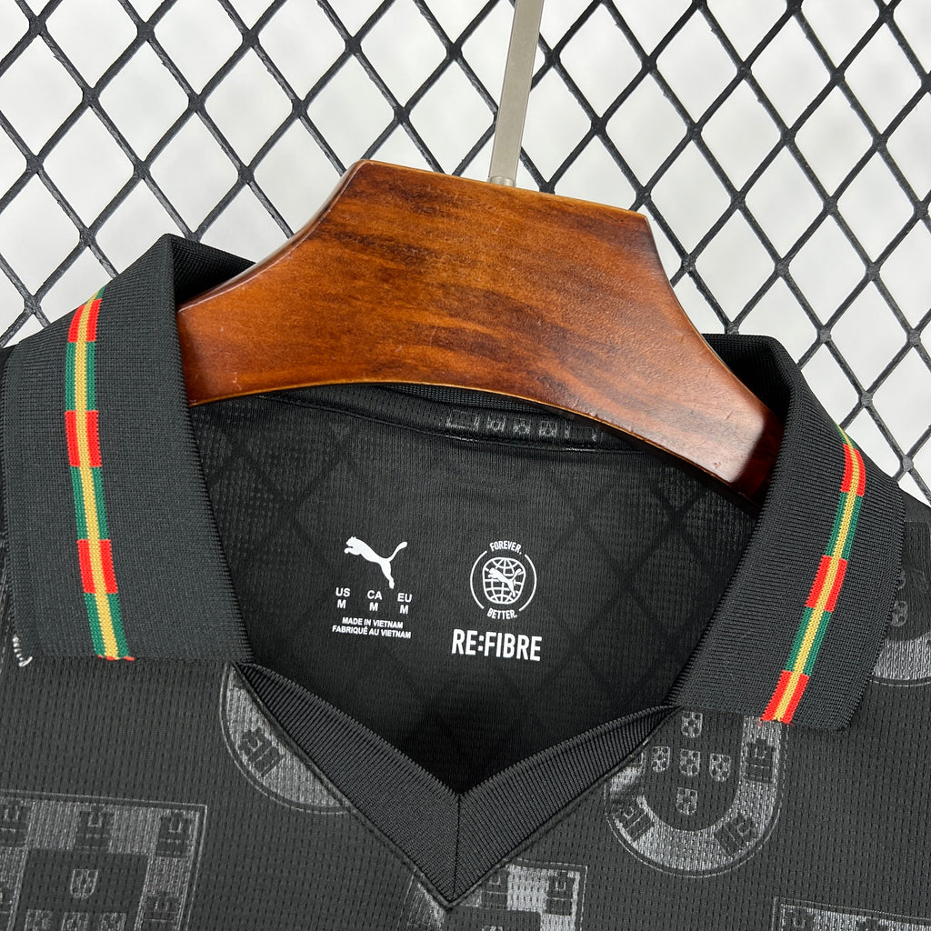 25-26 Portugal Special Edition Eusébio - MAXIGOLDEN