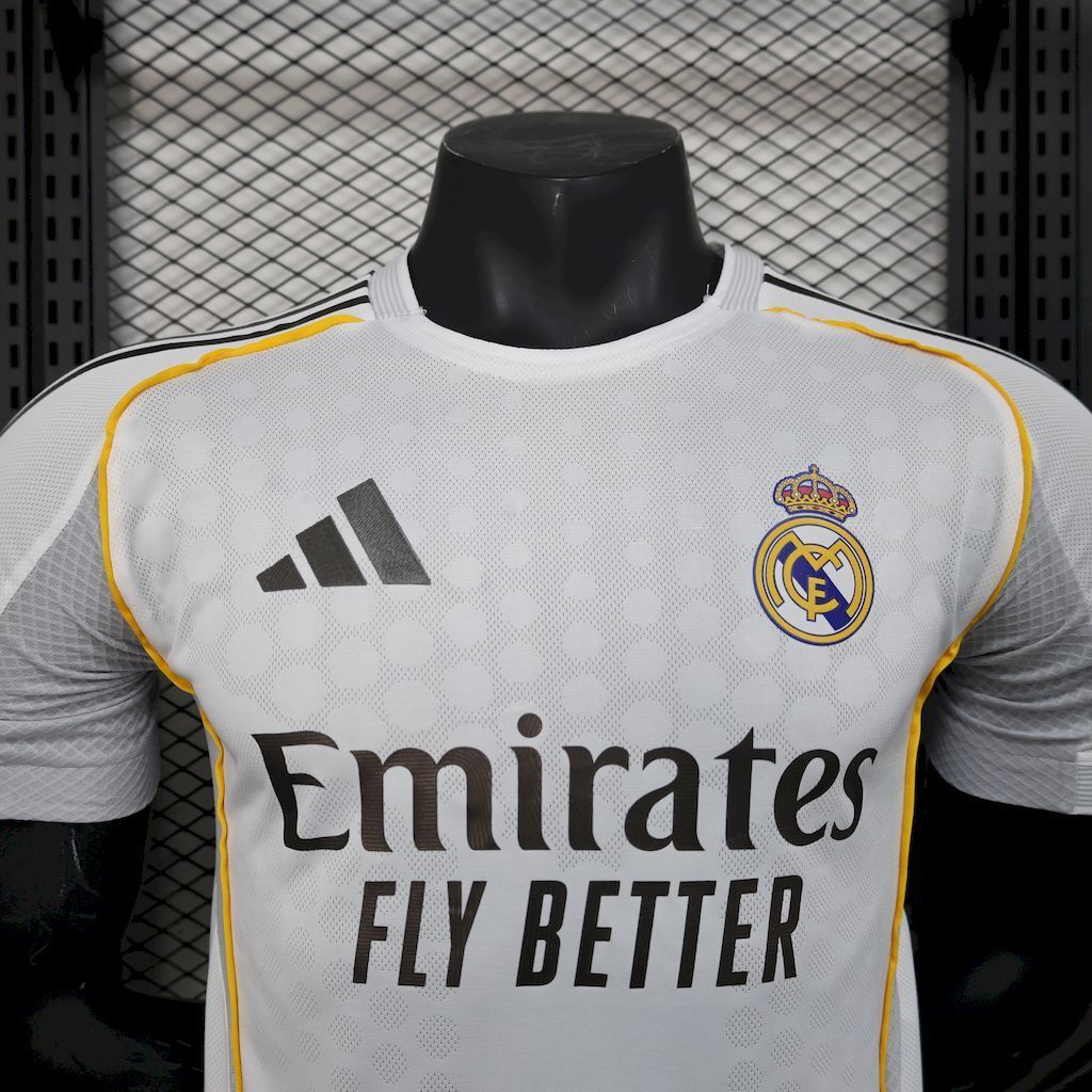 25-26 Real Madrid Player Version Home - MAXIGOLDEN