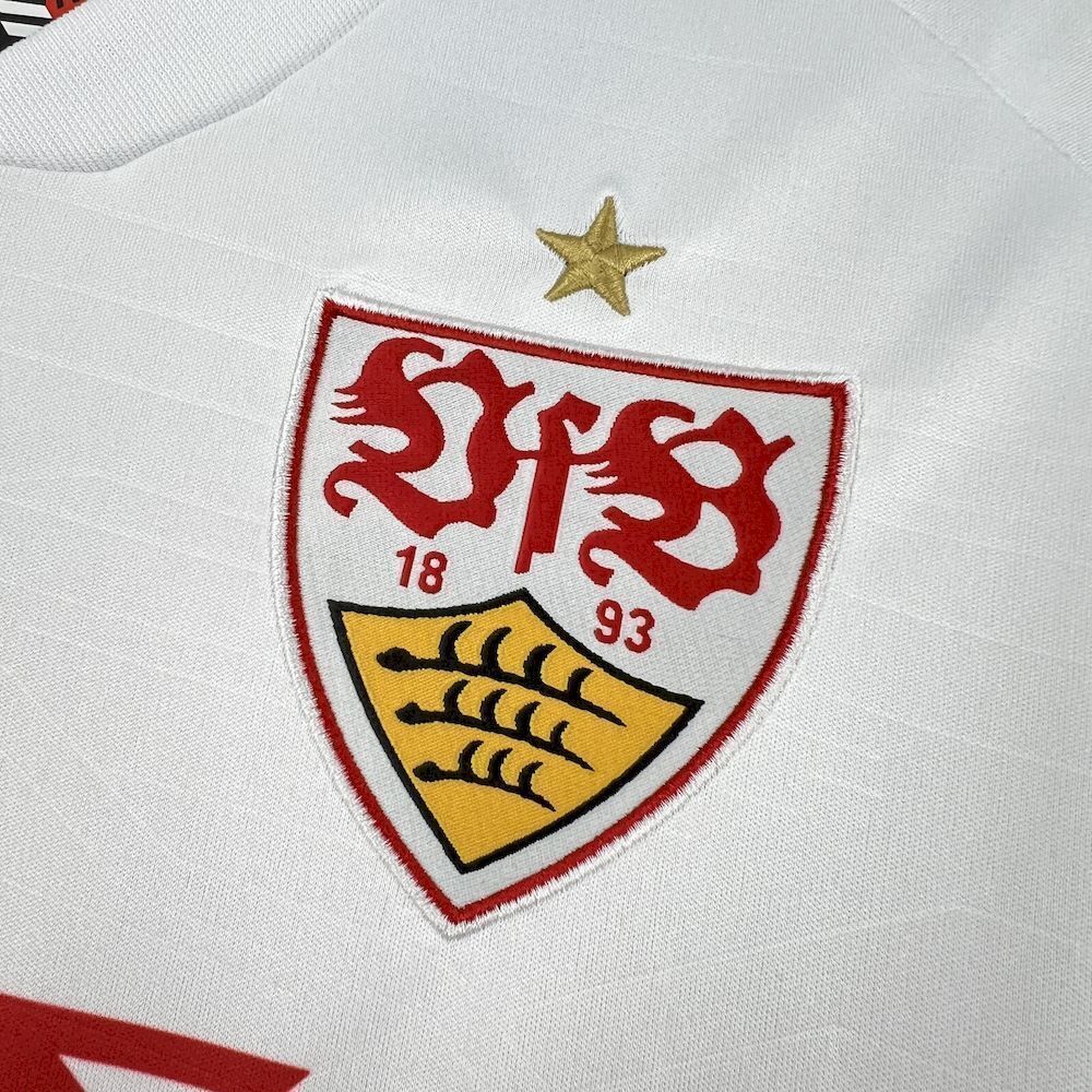 25-26 Stuttgart Home - MAXIGOLDEN