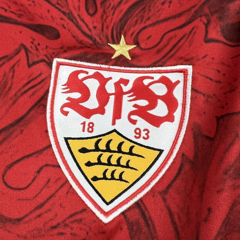 25-26 Stuttgart Away - MAXIGOLDEN