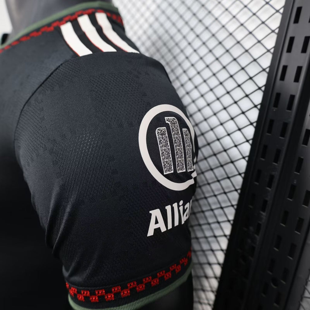 25-26 Player Edition Bayern Munich Third Away - MAXIGOLDEN