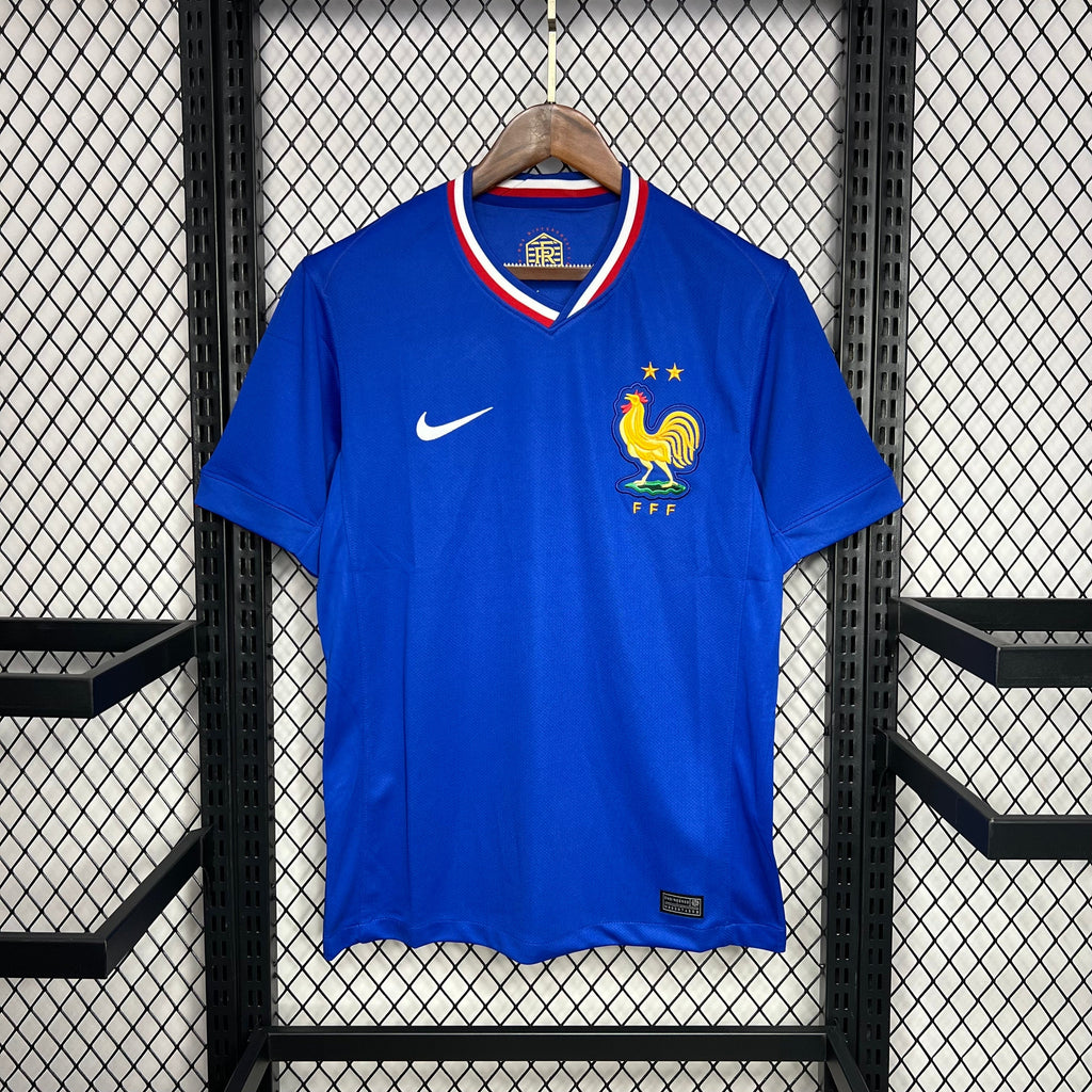 24-25 France Home - MAXIGOLDEN