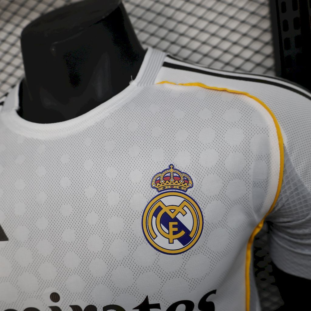 25-26 Real Madrid Player Version Home - MAXIGOLDEN