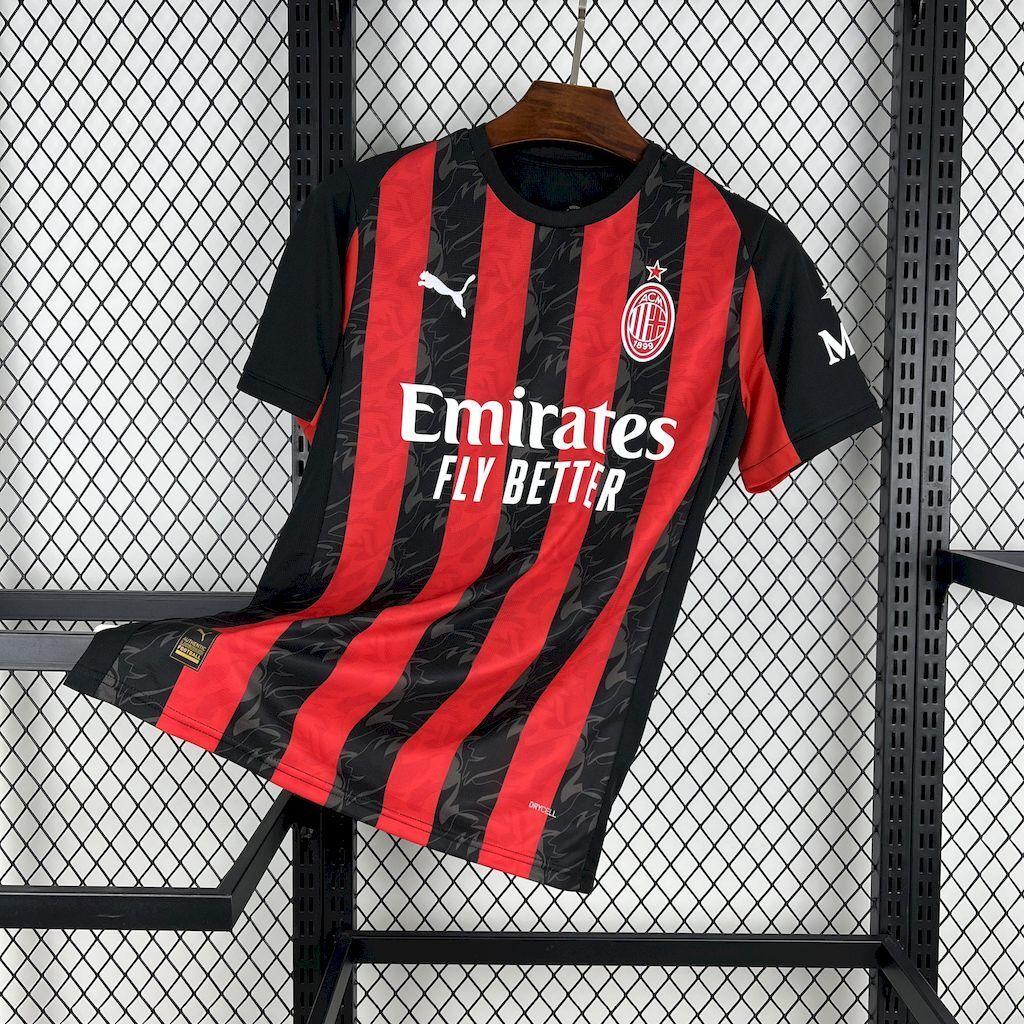 25-26 AC Milan Home - MAXIGOLDEN