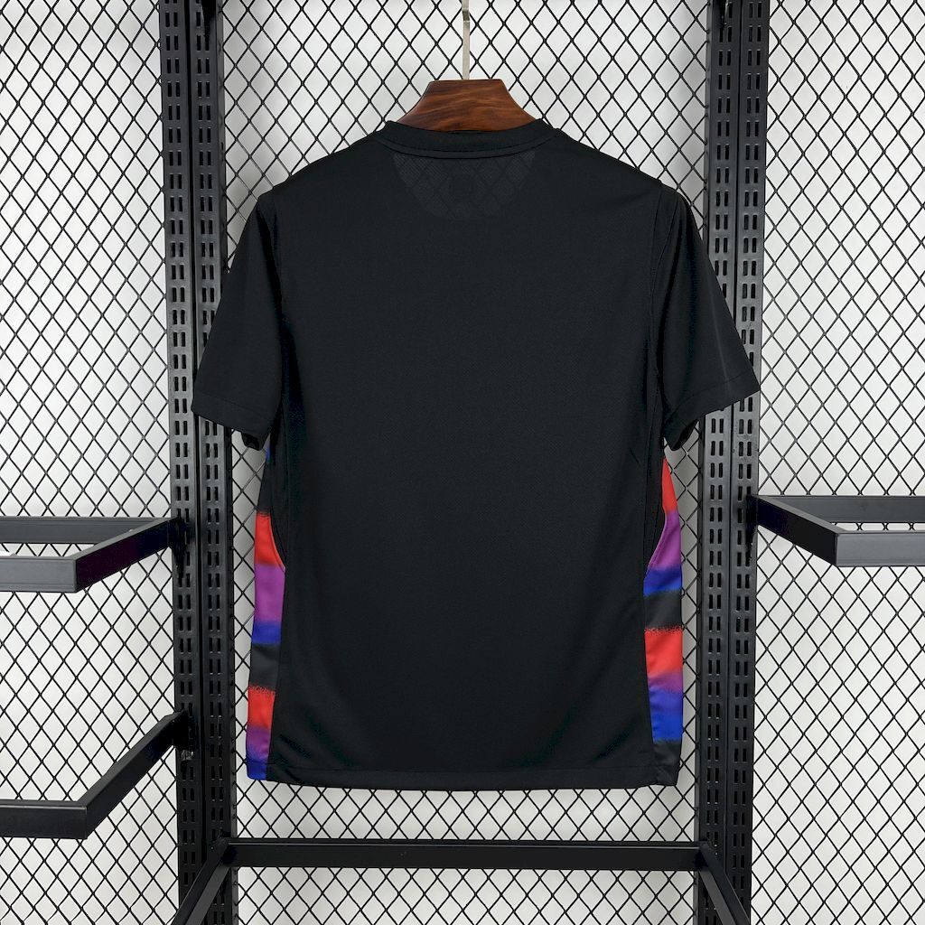 25-26 England Away - MAXIGOLDEN