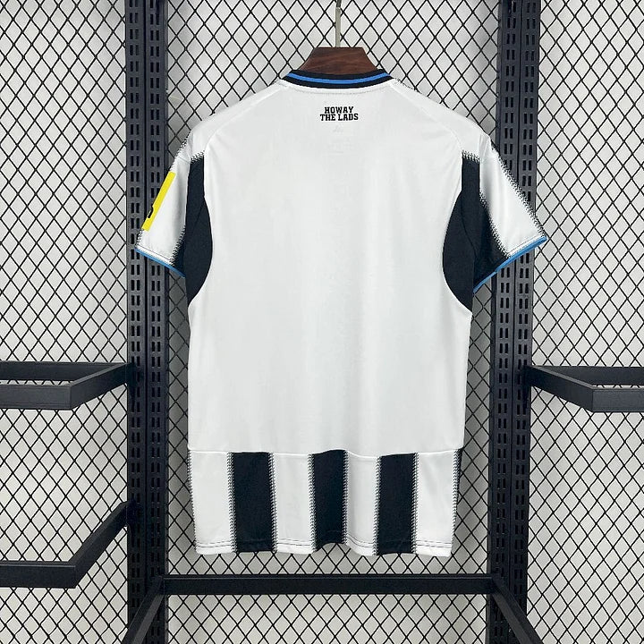 25-26 Newcastle United Home - MAXIGOLDEN